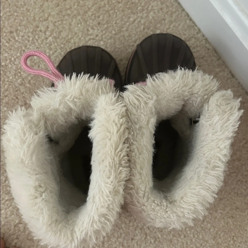 Toddler girls size 8 snow weather rain proof duck boots